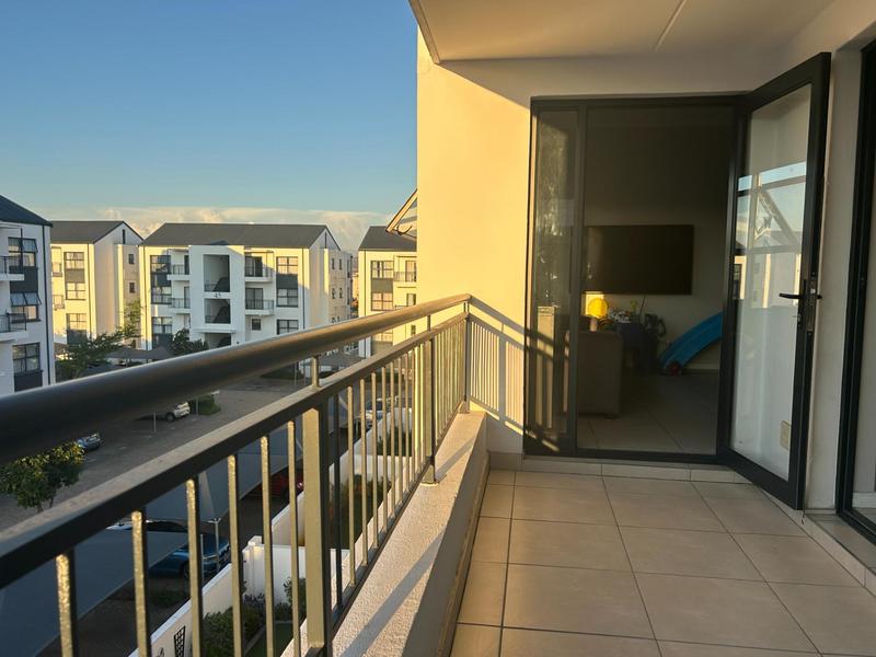To Let 1 Bedroom Property for Rent in Sandown Western Cape